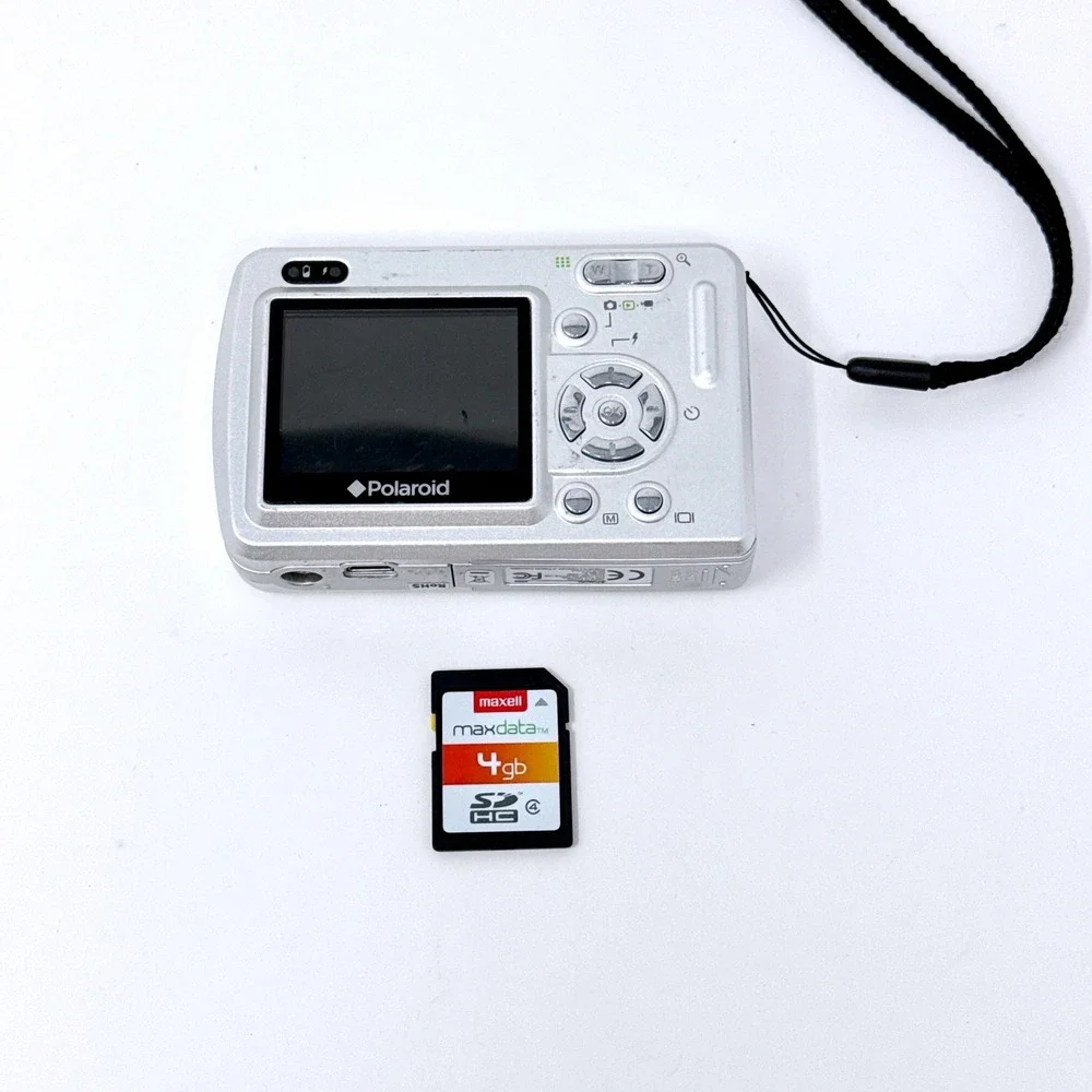 Polaroid a520 Digital Camera Silver 5.0MP 2.0 LCD 4x Zoom Compact Digicam Y2K 4G